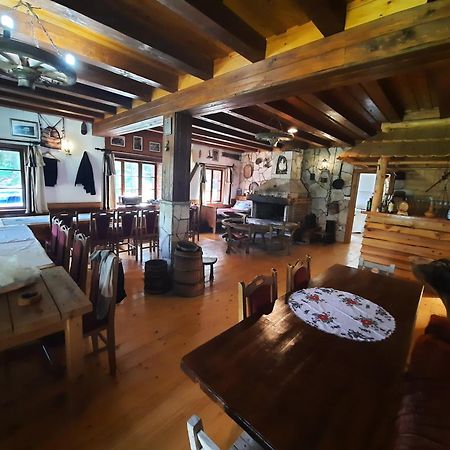 Etno Selo Zminica Hotel Žabljak Værelse billede