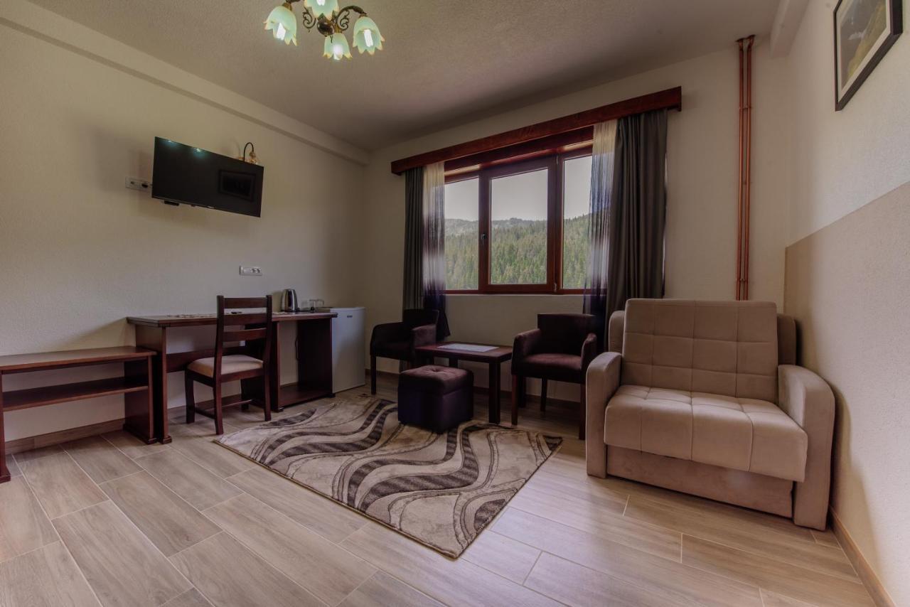 Etno Selo Zminica Hotel Žabljak Eksteriør billede