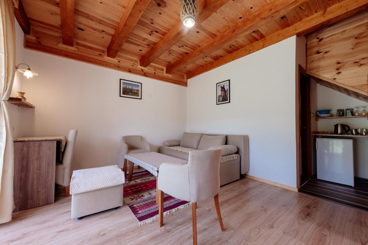 Etno Selo Zminica Hotel Žabljak Eksteriør billede